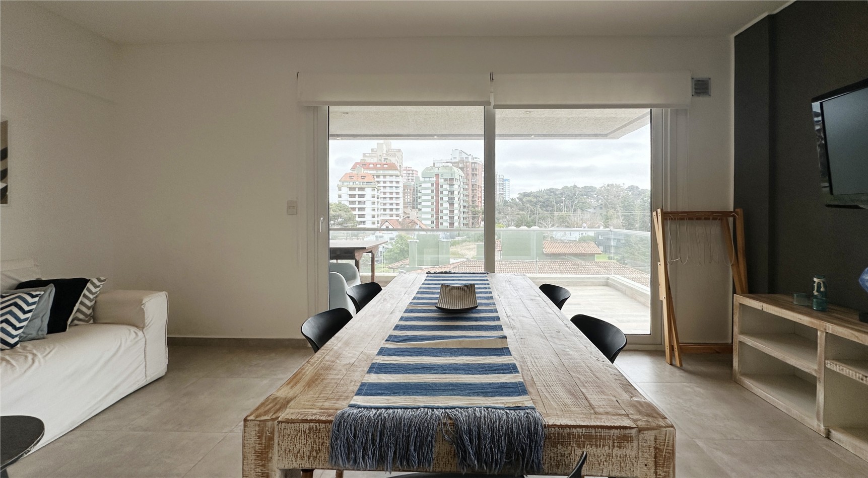 Departamento en alquiler Pinamar Zona Centro Playa.