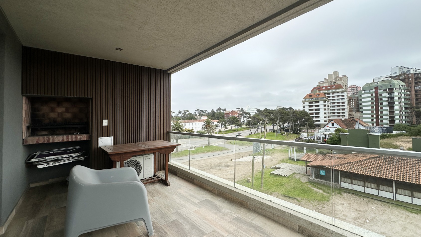 Departamento en alquiler Pinamar Zona Centro Playa.