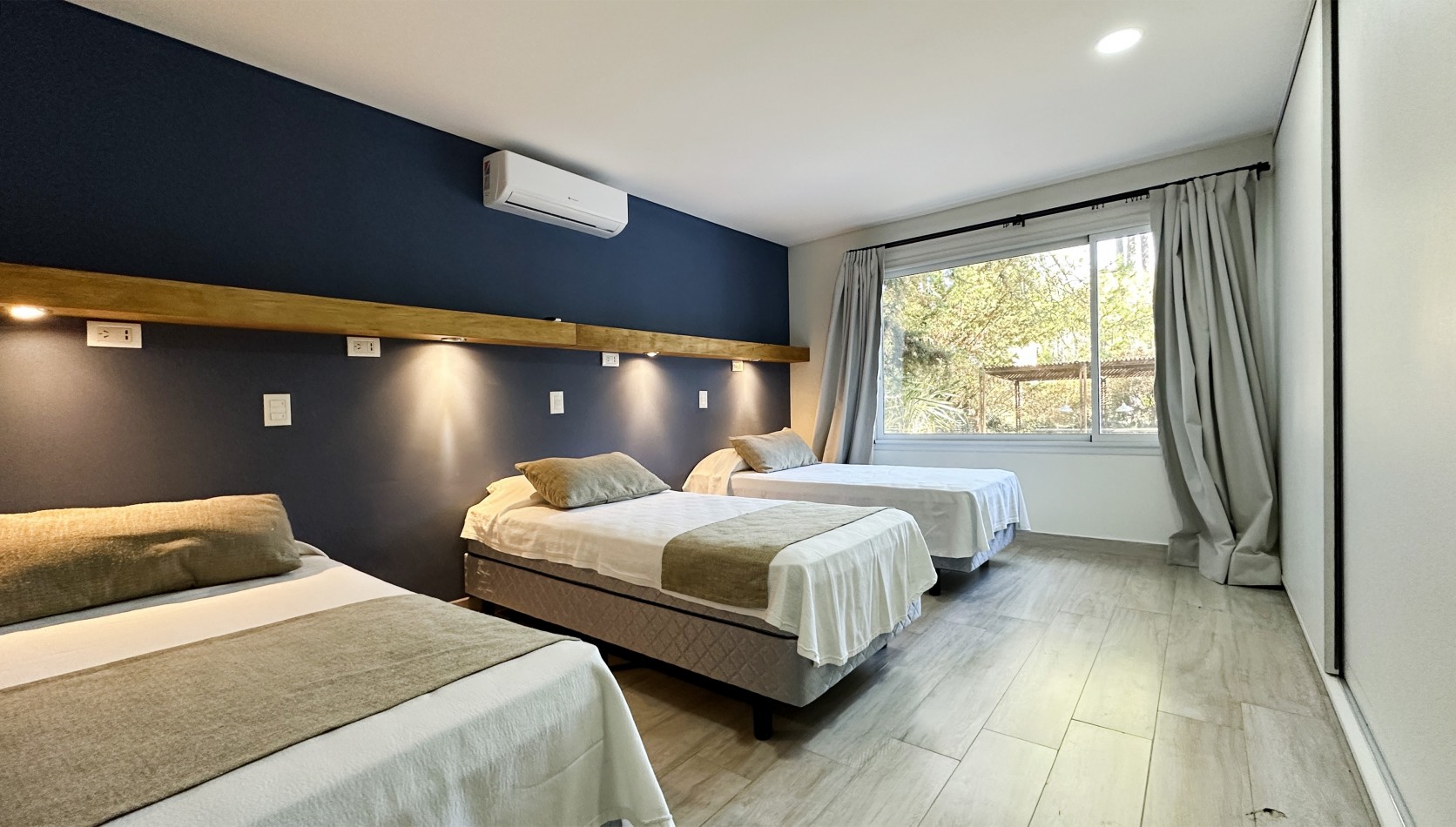 Casa en Alquiler Carilo Con Pileta