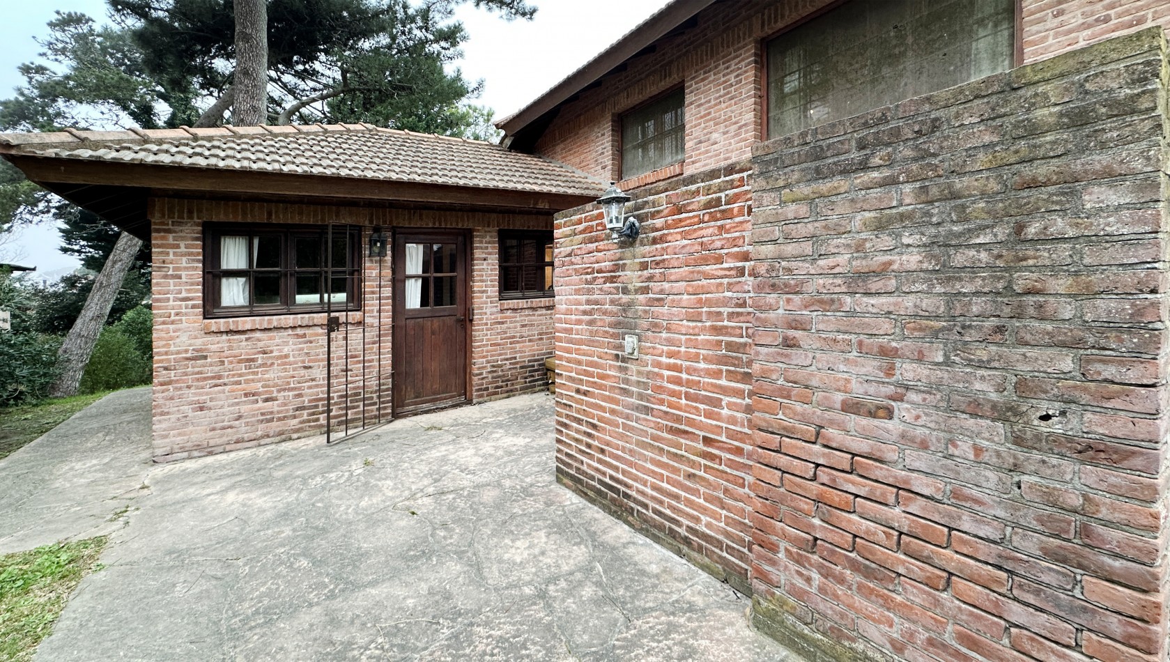 Casa en alquiler Pinamar - Zona Iglesia 