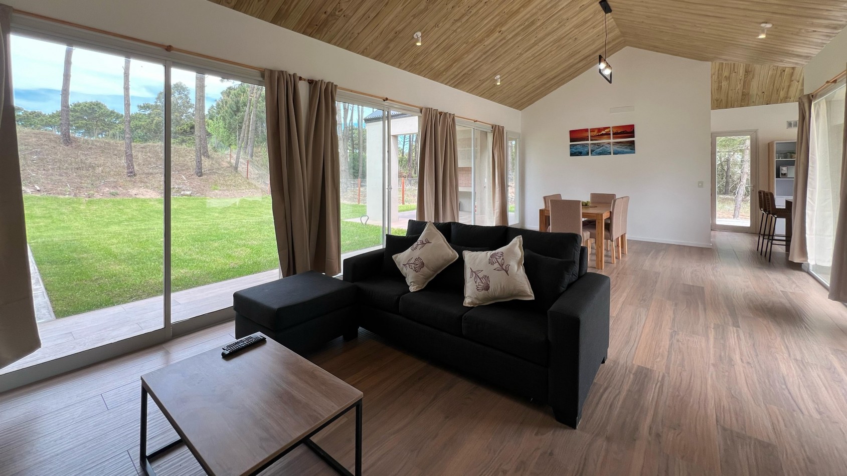 Casa en alquiler Pinamar Zona Alamos