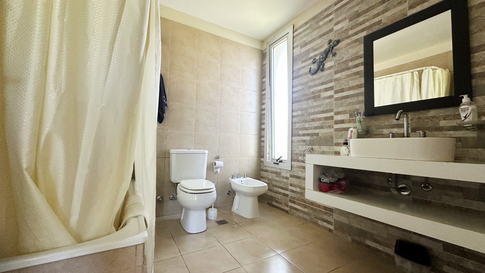 Casa en Venta en Costa Esmeralda - Barrio Golf 1