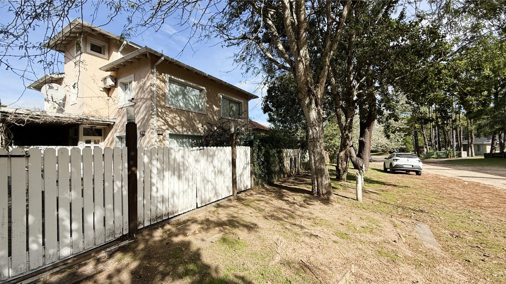 Triplex en venta Pinamar - Zona B5