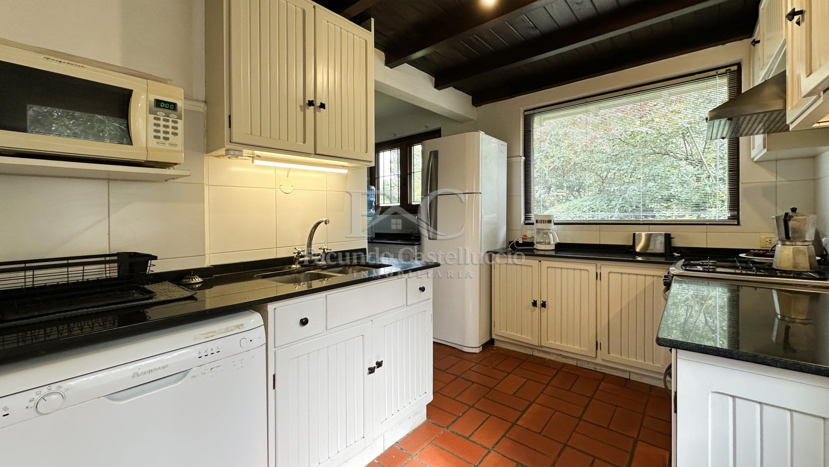 Casa en alquiler Pinamar Zona Lasalle