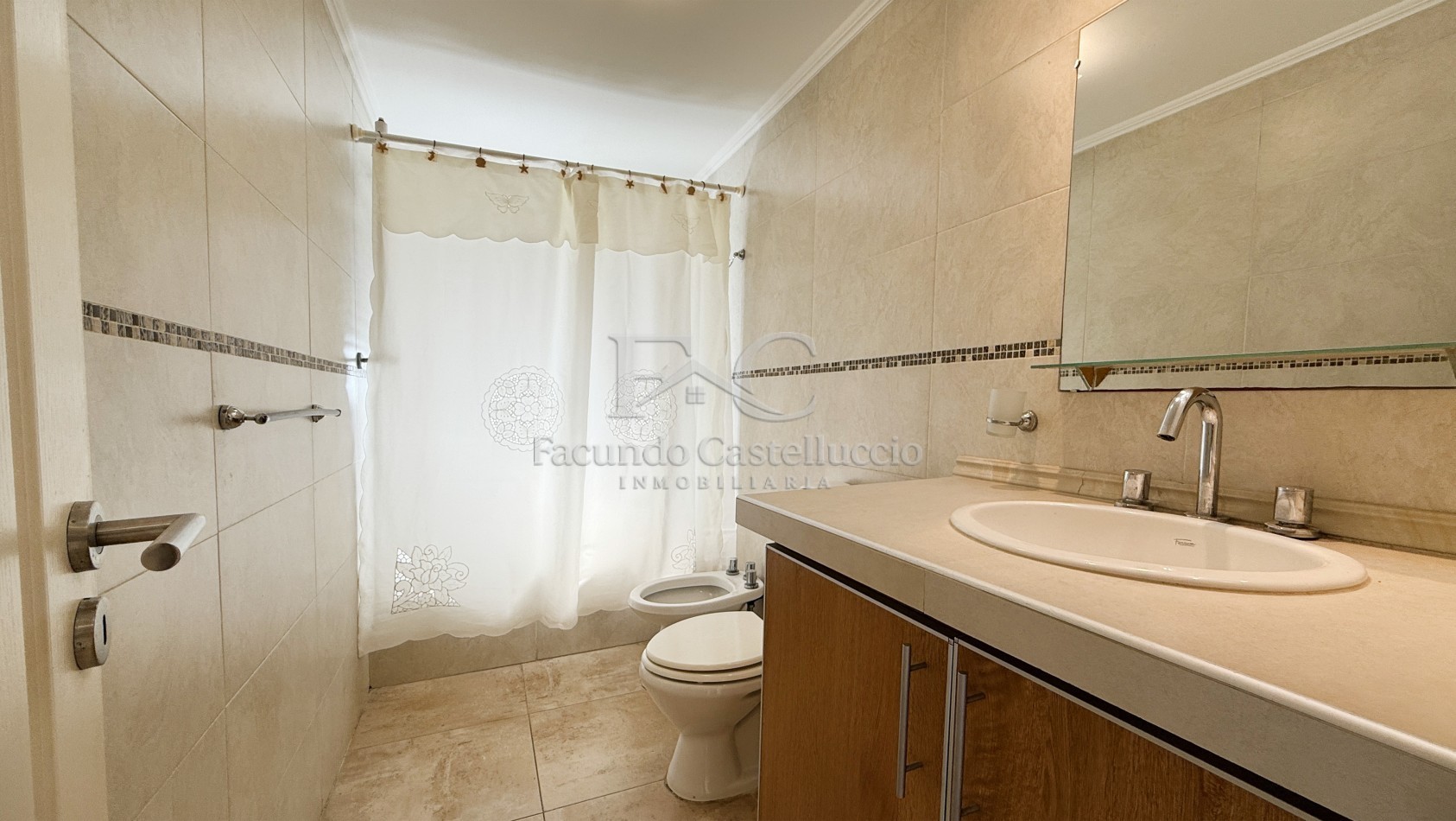 Casa en Venta Pinamar Zona Norte Tennis