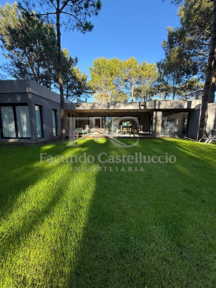 Casa en Alquiler Pinamar La Herradura