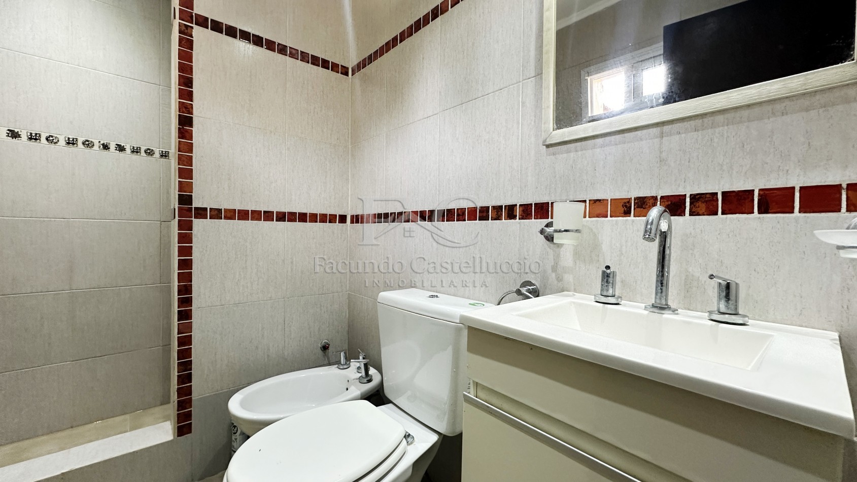 Casa en alquiler Carilo 