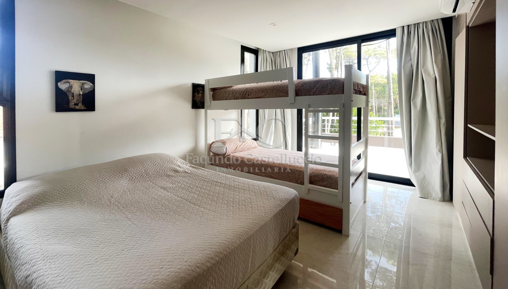 Casa en alquiler Pinamar Zona Alamos