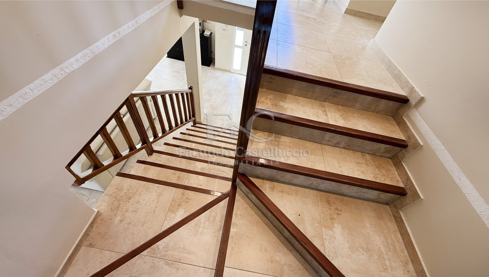 Casa en Venta Pinamar Zona Norte Tennis