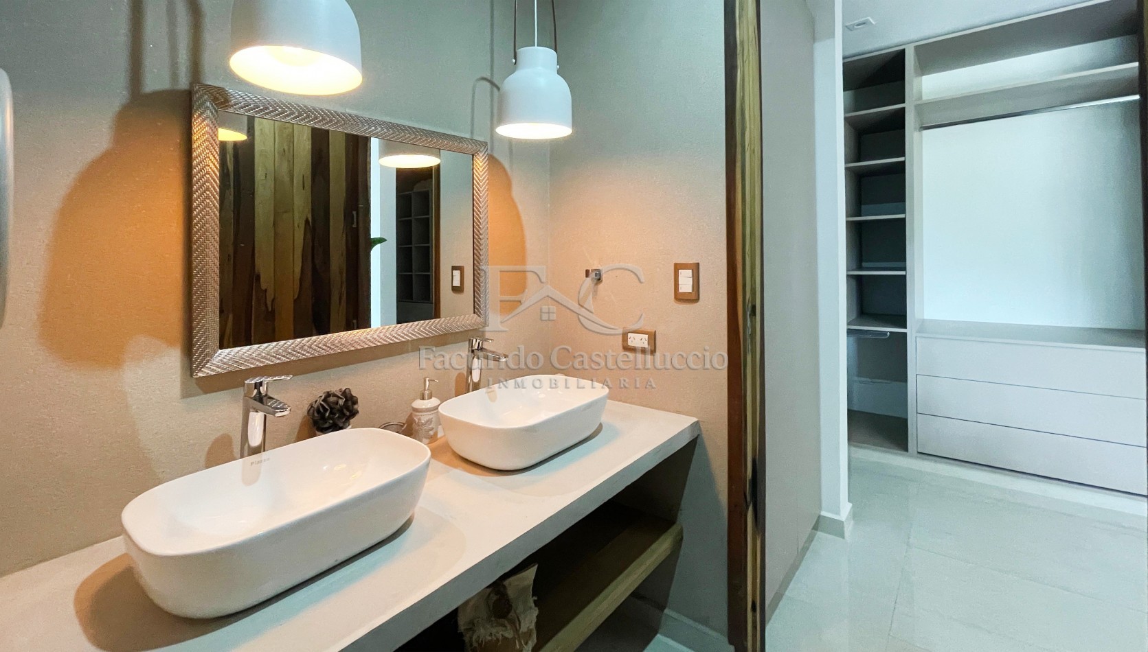 Casa en alquiler Pinamar Zona Alamos