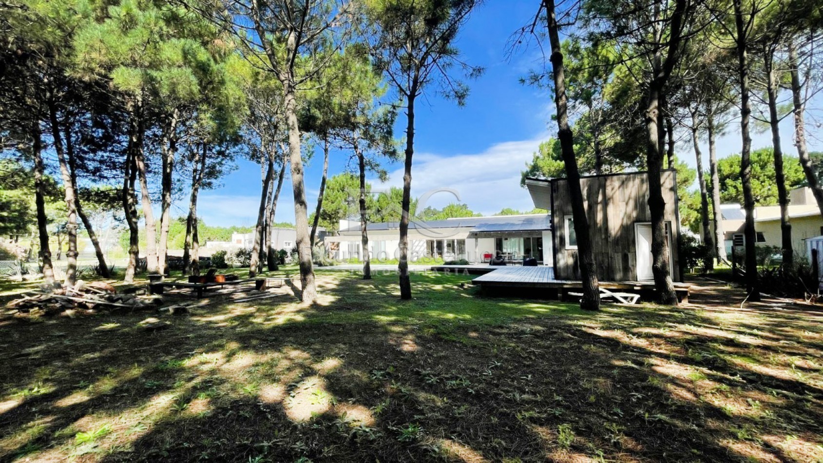 Casa en alquiler Pinamar La Herradura Con Pileta