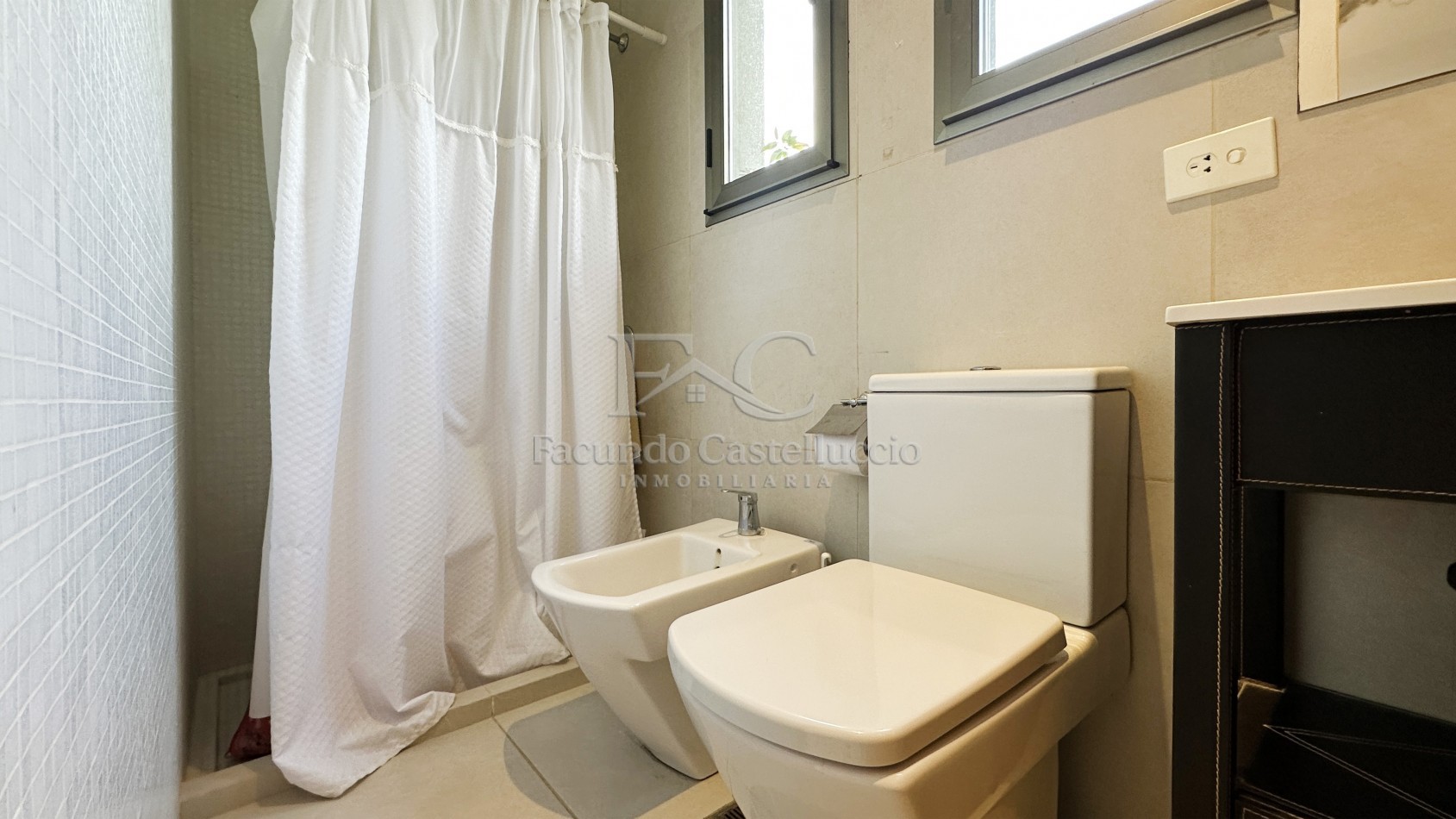 Casa en alquiler Centro Playa Pinamar