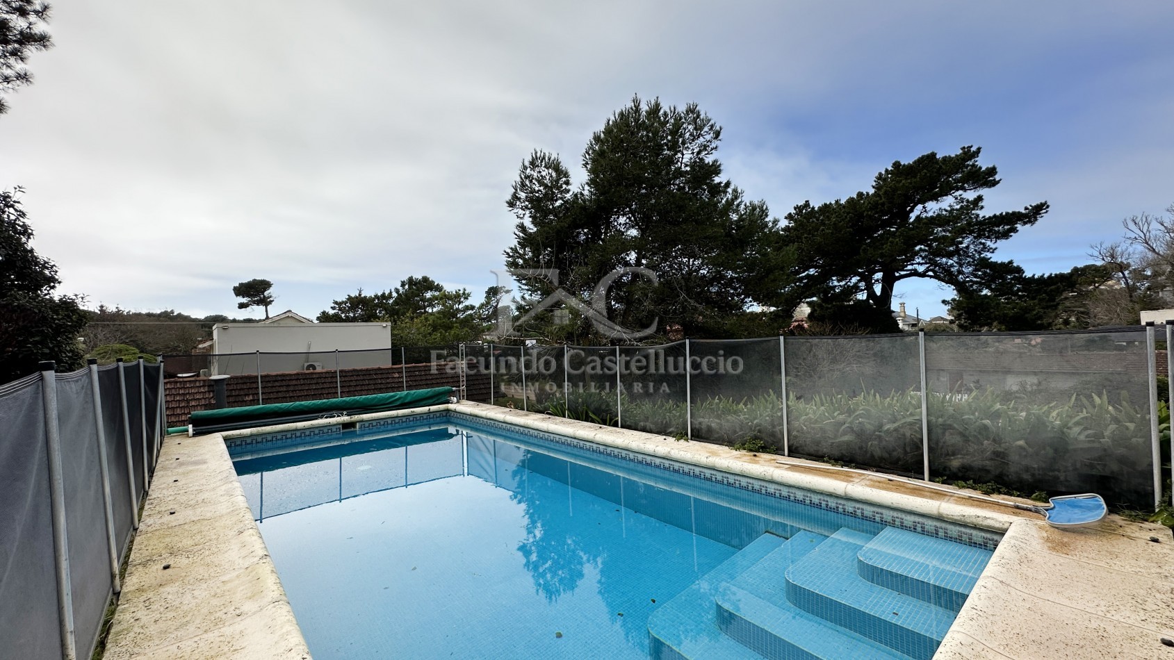 Casa en alquiler Pinamar Zona Lasalle