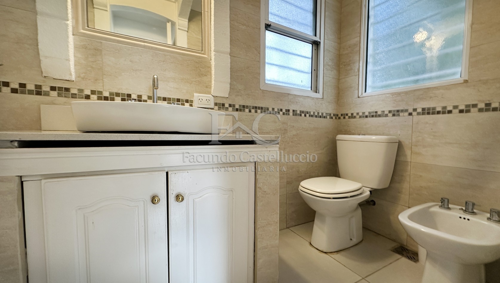 Casa en alquiler Pinamar Zona Golf Viejo