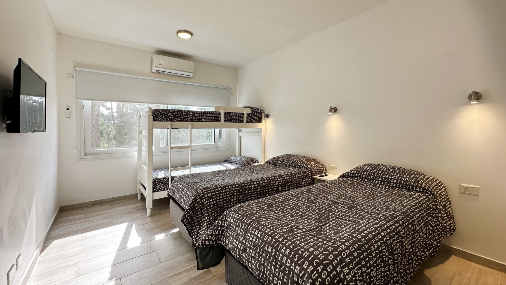 Casa en alquiler Pinamar Zona Alamos