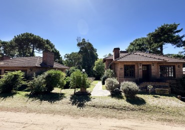 Casa en venta en Pinamar - Zona Golf Viejo